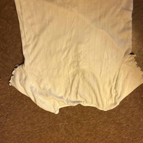 White Ribbed Crop Top - Picture 3 of 3